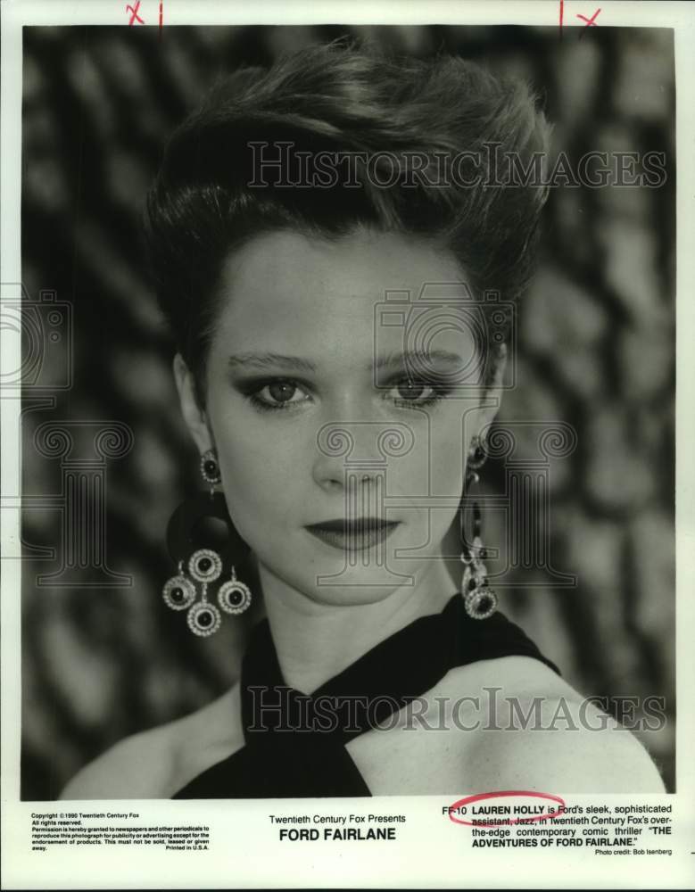 1990 Press Photo Actress Lauren Holly in "Ford Fairlane" movie - nop38014-Historic Images