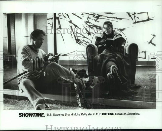 1993 Press Photo D.B. Sweeney and Moira Kelly star in The Cutting Edge- Historic Images