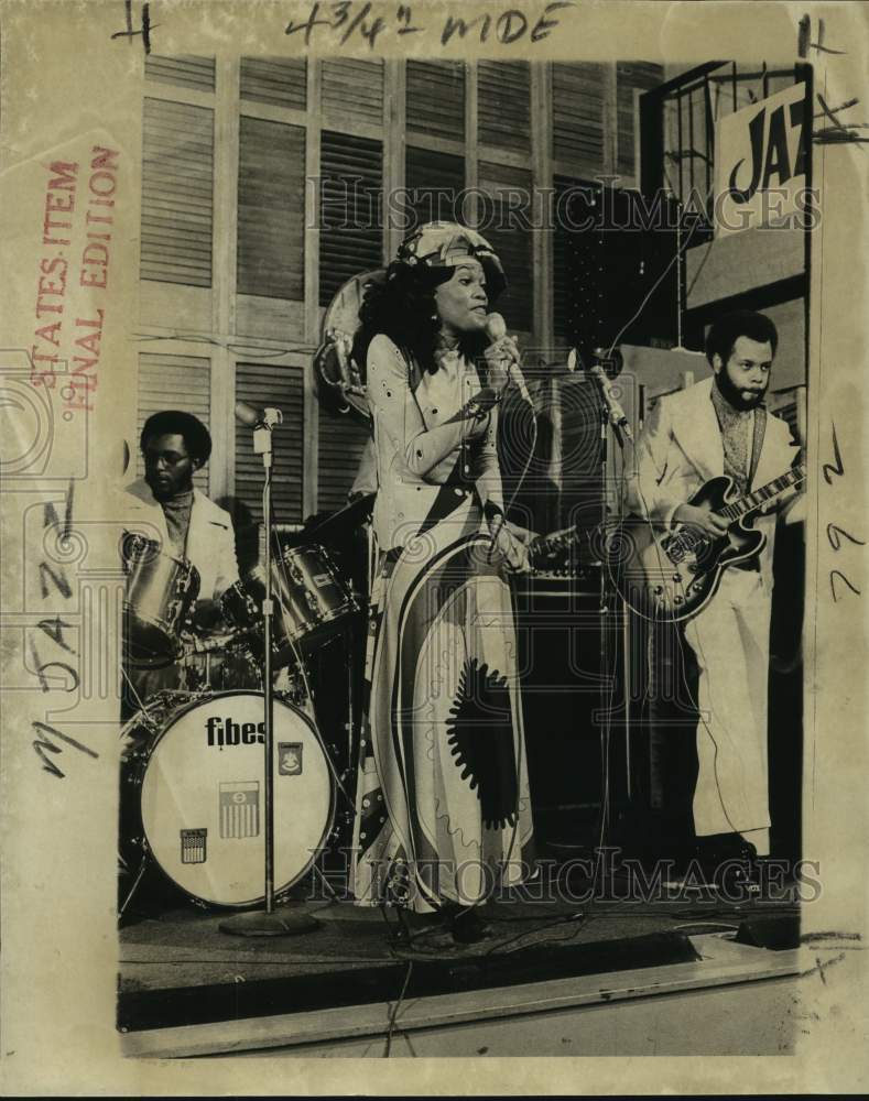 1973 Press Photo Marjie Joseph at Jazz and Heritage Festival at Royal Sonesta - Historic Images