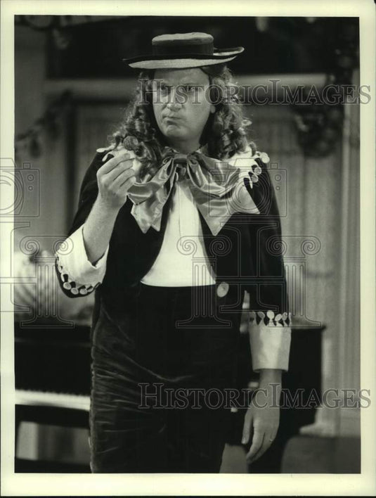 1989 Press Photo Jeffrey Jones starring in "The People Next Door" - nop39392-Historic Images