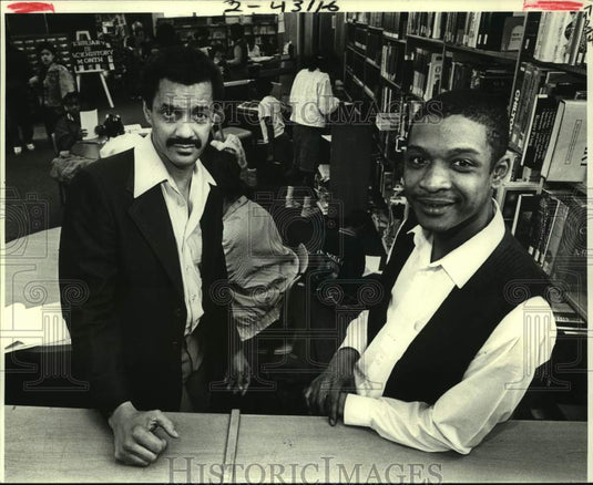 1988 Press Photo Chakula Jua & Michael Boudreaux at Nora Navra Branch Library - Historic Images