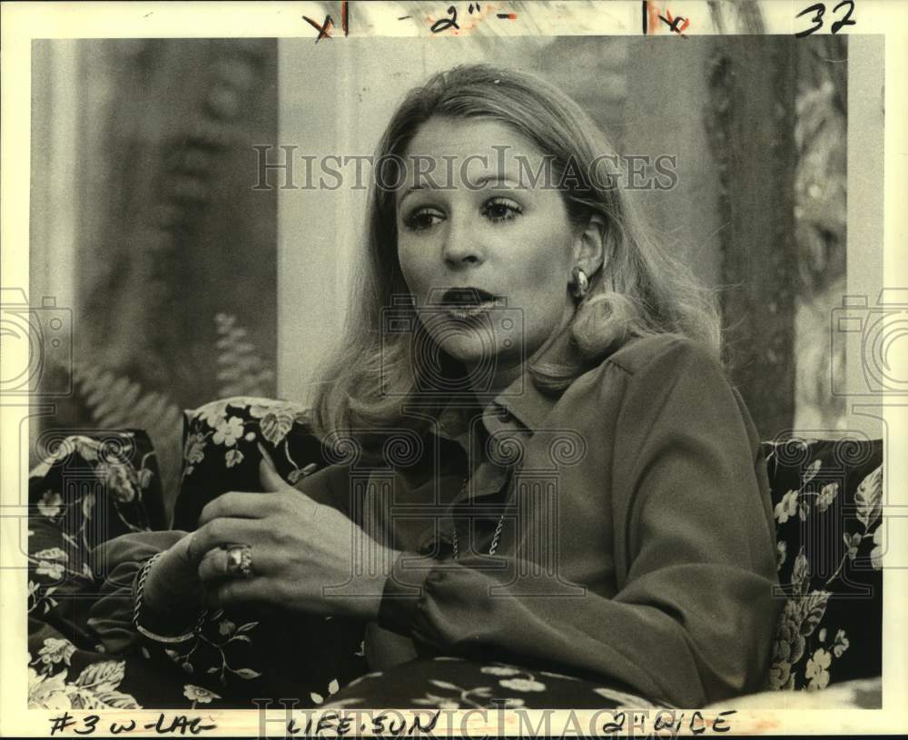 1980 Press Photo Angela Hill, Channel 4 Anchorperson - nop40175-Historic Images