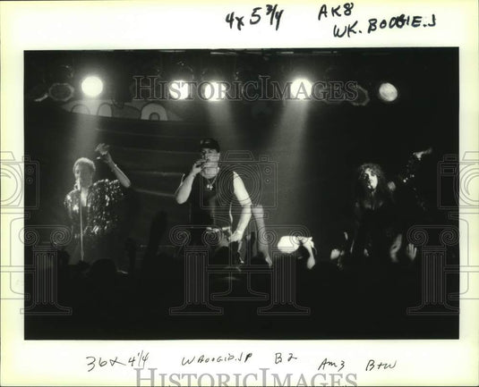 1993 Press Photo KC and the Sunshine Band perform at Senor Phrogg's - nop41289-Historic Images