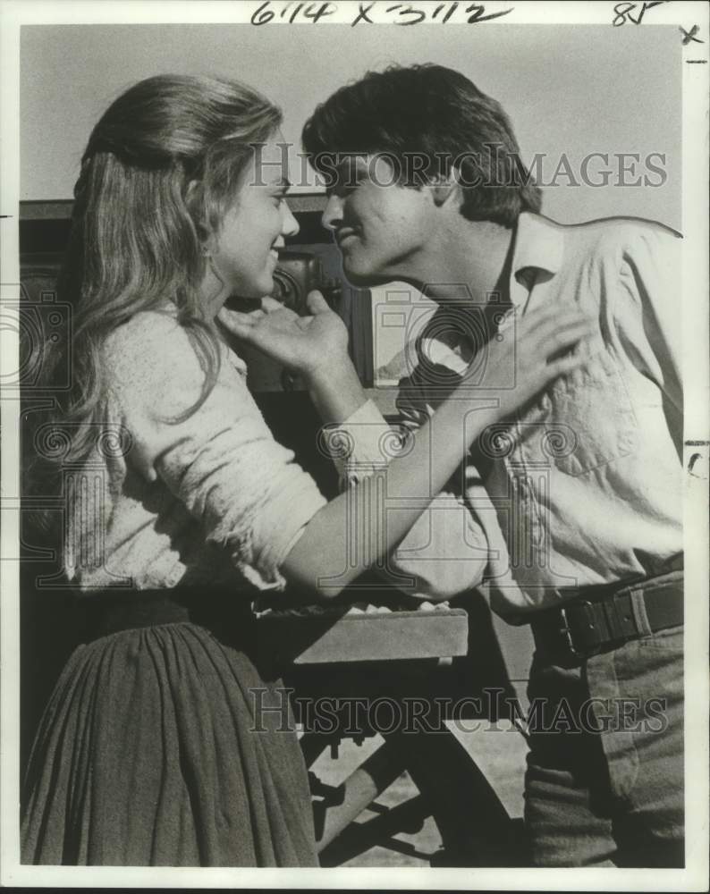 1976 Press Photo Linda Purl, Roger Kern, actors - Historic Images