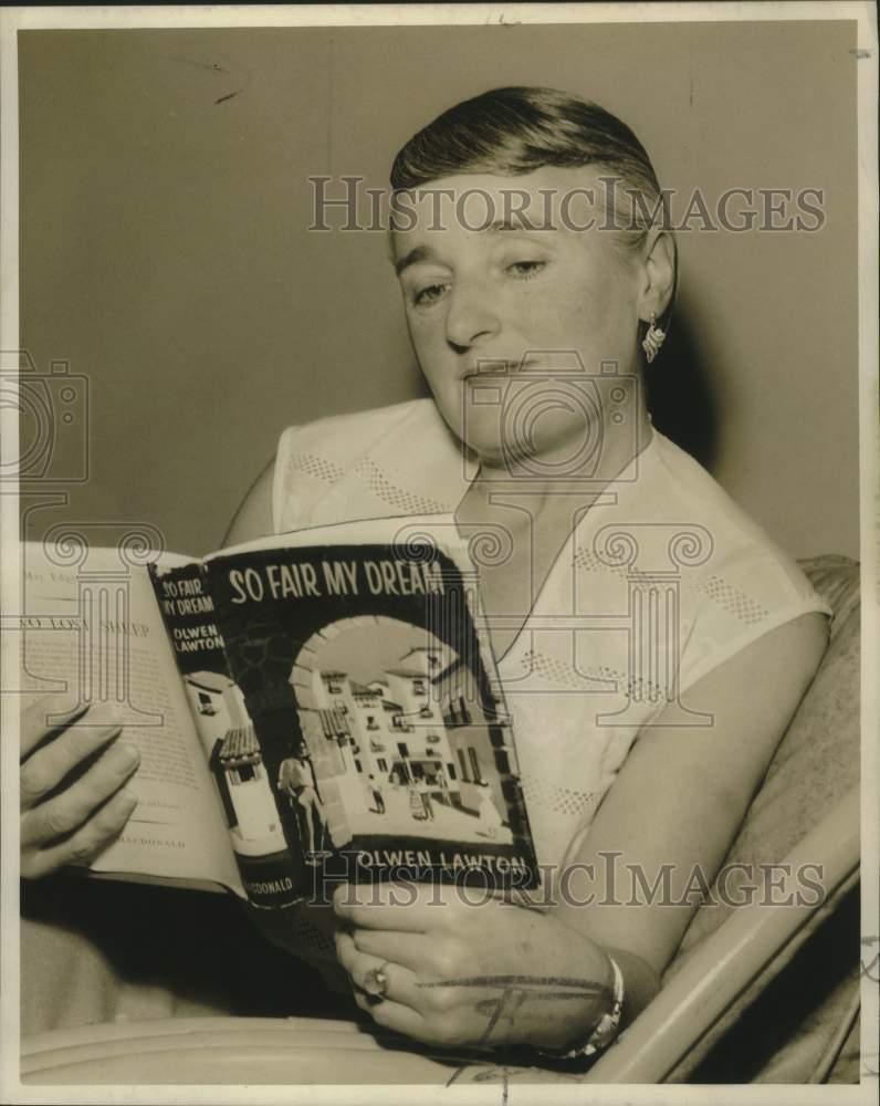 1959 Press Photo Olwen Lawton, author of So Fair My Dream. - nop42641 - Historic Images