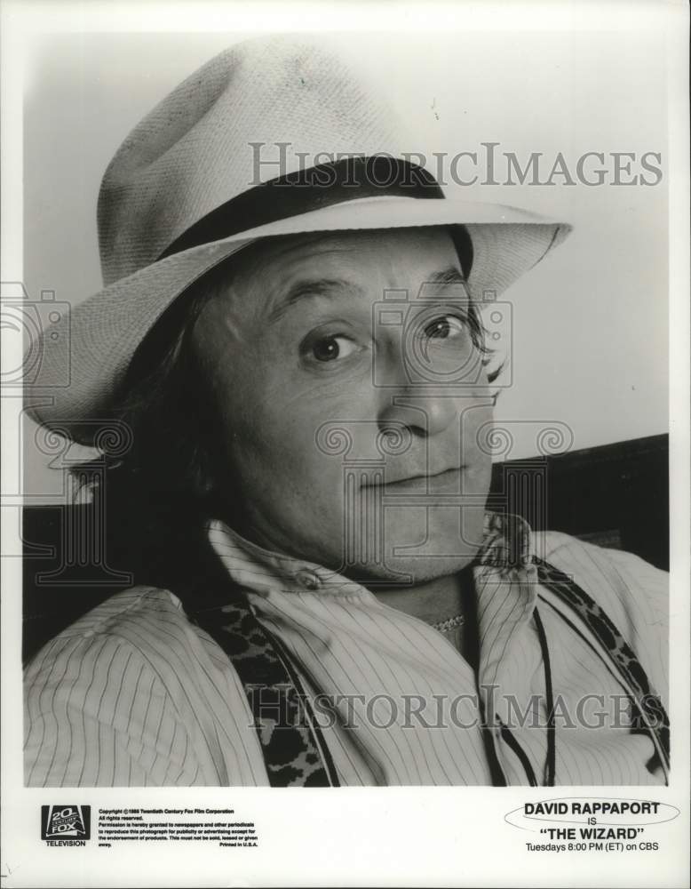 1986 Press Photo David Rappaport stars on The Wizard, on CBS. - nop42704-Historic Images