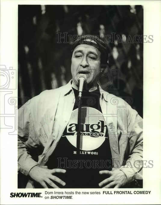 1995 Press Photo Dom Irrera hosts the new series Full Frontal Comedy on Showtime-Historic Images