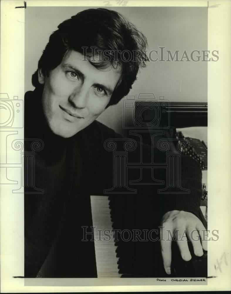 1983 Press Photo Andreas Klein, Artistic Director - nop45233-Historic Images