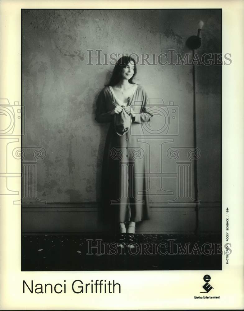 1994 Press Photo Nanci Griffith, Elektra recording Artist - nop45266-Historic Images