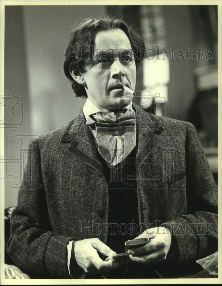 1979 Press Photo Peter Egan plays poet-playwright Oscar Wilde in &quot;Lillie&quot;-Historic Images