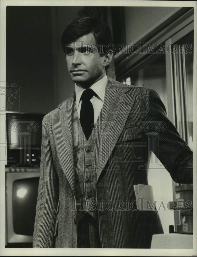 1979 Press Photo George Hamilton in &quot;Death Car on the Freeway&quot; on CBS-TV-Historic Images