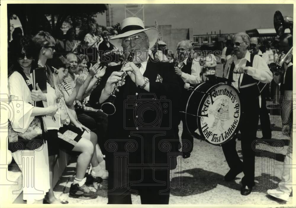 1990 Press Photo Pete Fountain and his Half Fast Walking Club Band in Parade-Historic Images