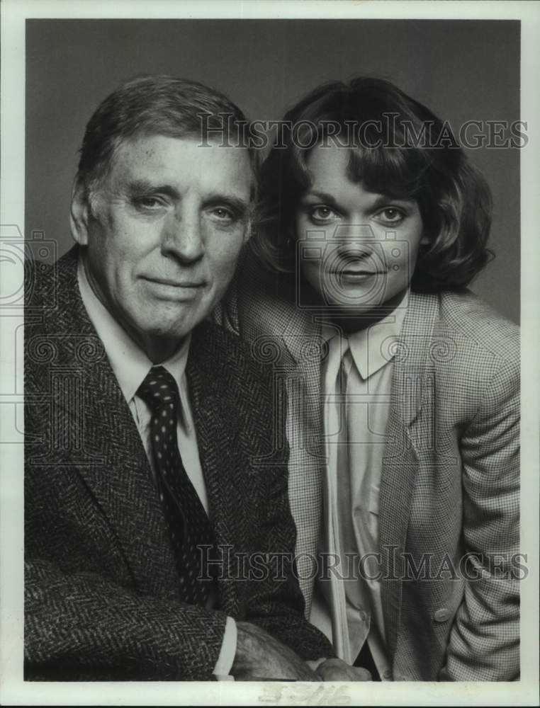 1985 Actors Burt Lancaster, Pamela Reed in &quot;Scandal Sheet&quot; show - Historic Images