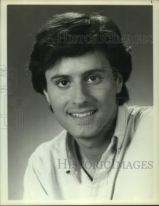 1982 Press Photo Gary Kroeger joins repertory company of "Saturday Night Live."-Historic Images