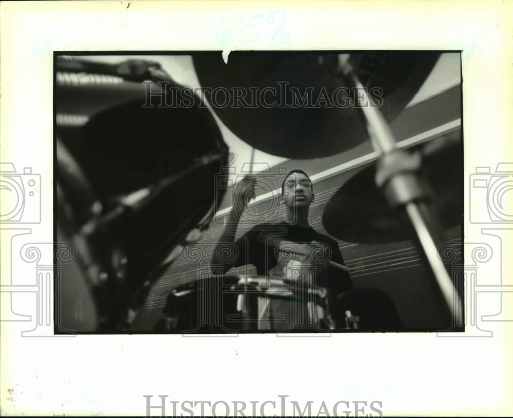 1992 Press Photo Jazz drummer Jason Marsalis practices with NOCCA youth group-Historic Images