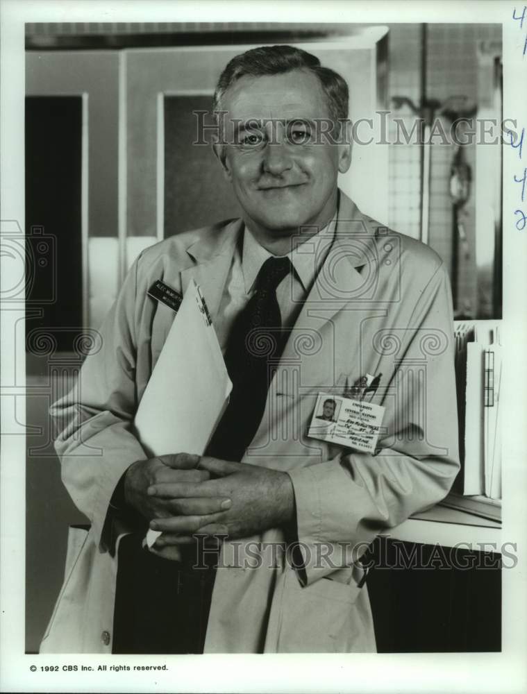 1992 John Mahoney stars in "The Human Factor," on CBS-TV - Historic Images