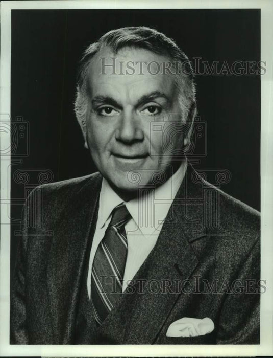 1984 Press Photo Robert Mandan stars in ABC-TV "Three's A Crowd." - nop51227-Historic Images