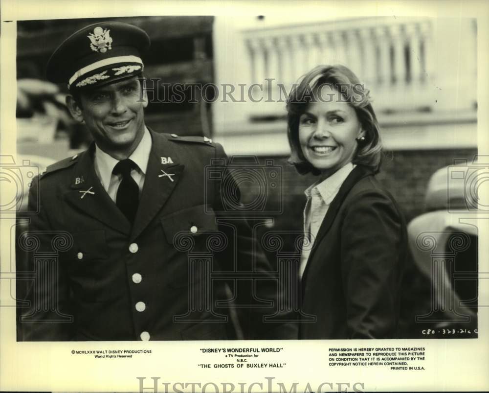 1980 Press Photo Monte Markham &amp; Renne Jarrett in &quot;The Ghosts of Buxley Hall&quot;-Historic Images