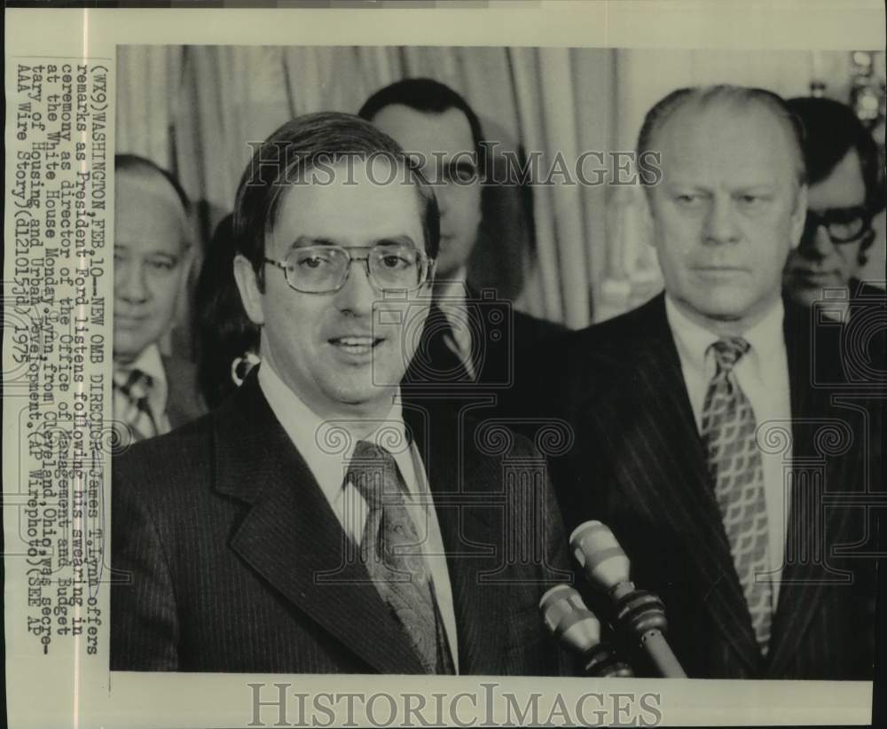 1975 Press Photo President Ford attends swearing in ceremony of James T. Lynn-Historic Images