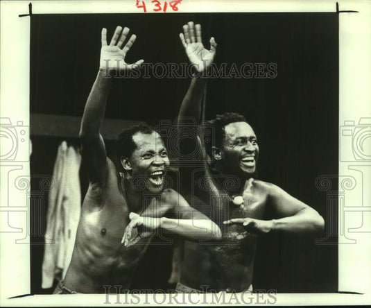 1984 Press Photo Playwrights and actors Percy Mtwa and Mbongeni Ngema-Historic Images