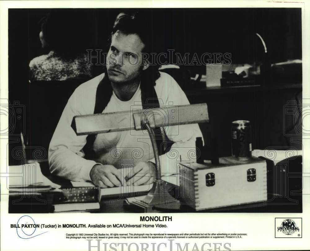 1993 Press Photo Bill Paxton as Tucker in "Monolith." - nop57555-Historic Images