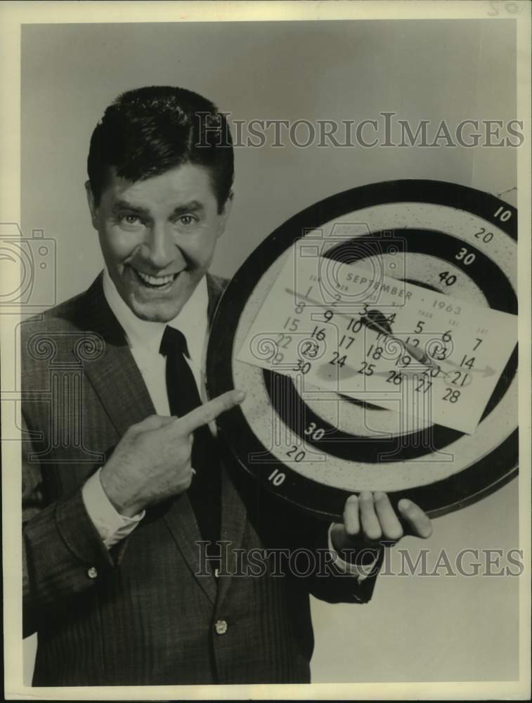 1963 Press Photo Jerry Lewis in &quot;The Jerry Lewis Show,&quot; on ABC-TV - nop57659-Historic Images