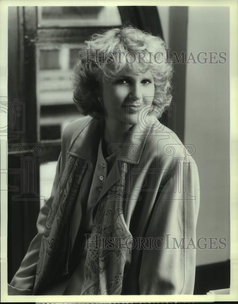 Press Photo Actress Sharon Gless in "Cagney & Lacey: The Return" on CBS-TV-Historic Images