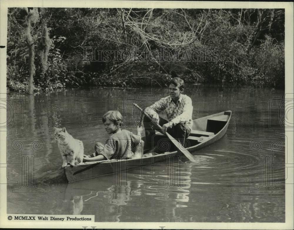 1971 Press Photo Actors Mike Lookinland &amp; Mitch Vogel in &quot;Bayou Boy&quot; - nop58444-Historic Images