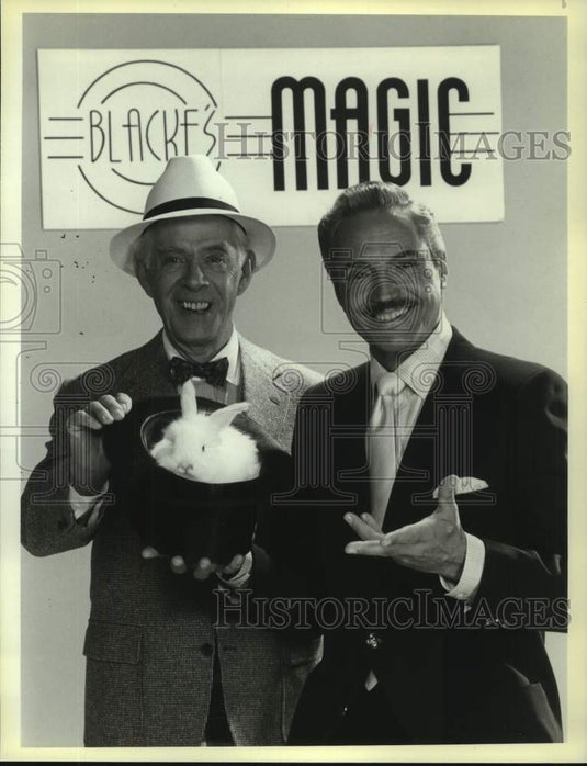 1985 Press Photo Hal Linden and Harry Morgan star in NBC-TV's "Blacke's Magic"-Historic Images