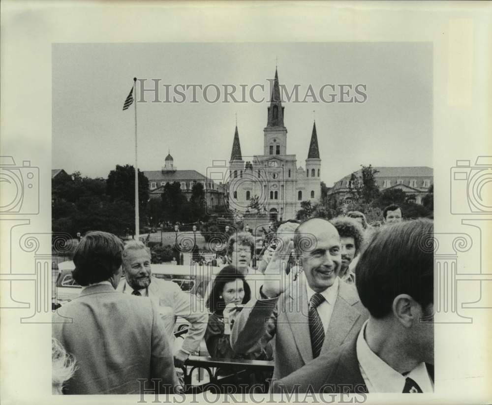 1976 Valery Giscard D&#39;Estaing greets crowd - Historic Images