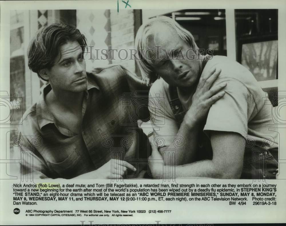 1994 Press Photo Rob Lowe & Bill Fagerbakke in Steven King's "The Stand" on ABC-Historic Images