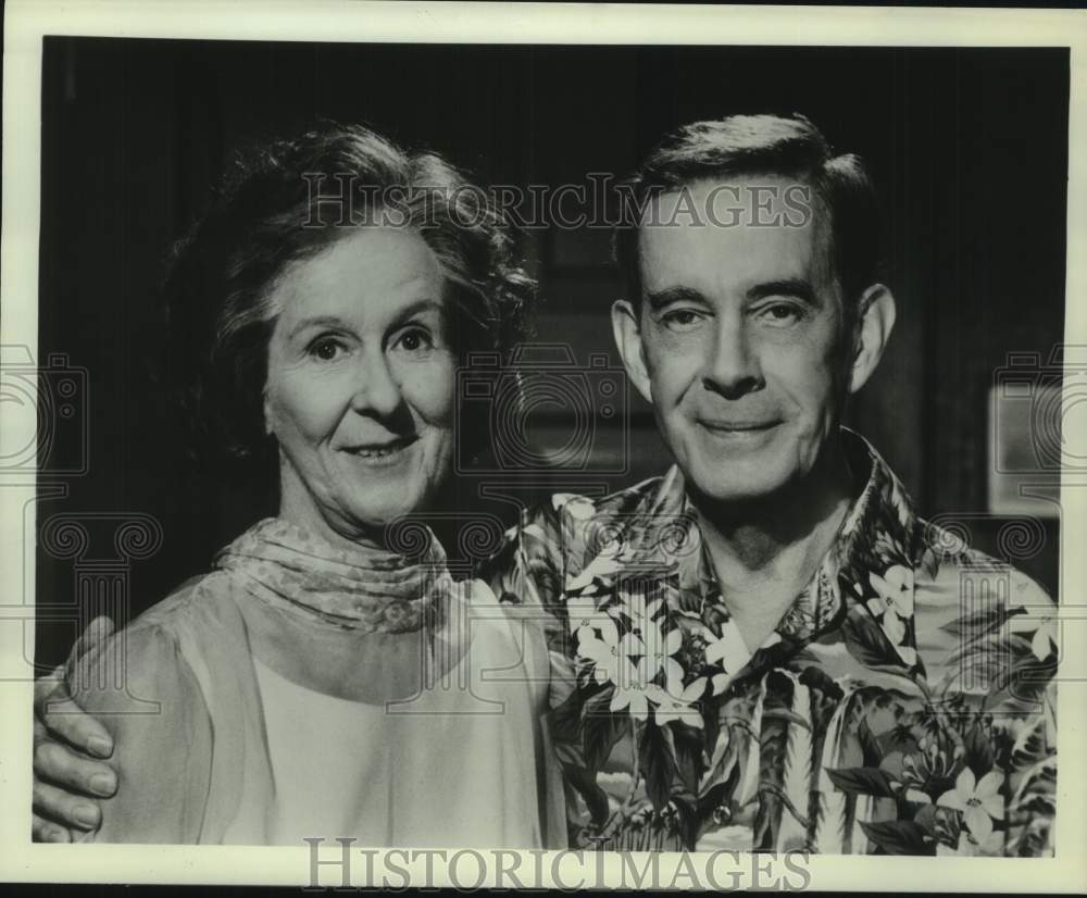 1983 Press Photo Harry Morgan &amp; Barbara Townsend in &quot;AfterMash&quot; - nop59103-Historic Images