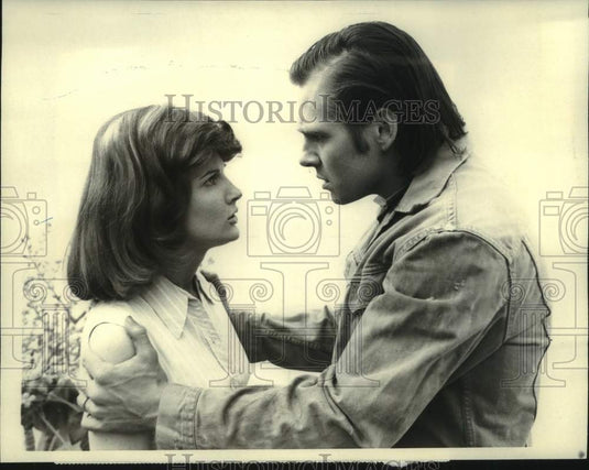 1981 Press Photo Annette O'Toole and Cooper Huckabee in CBS' "Stand By Your Man"-Historic Images