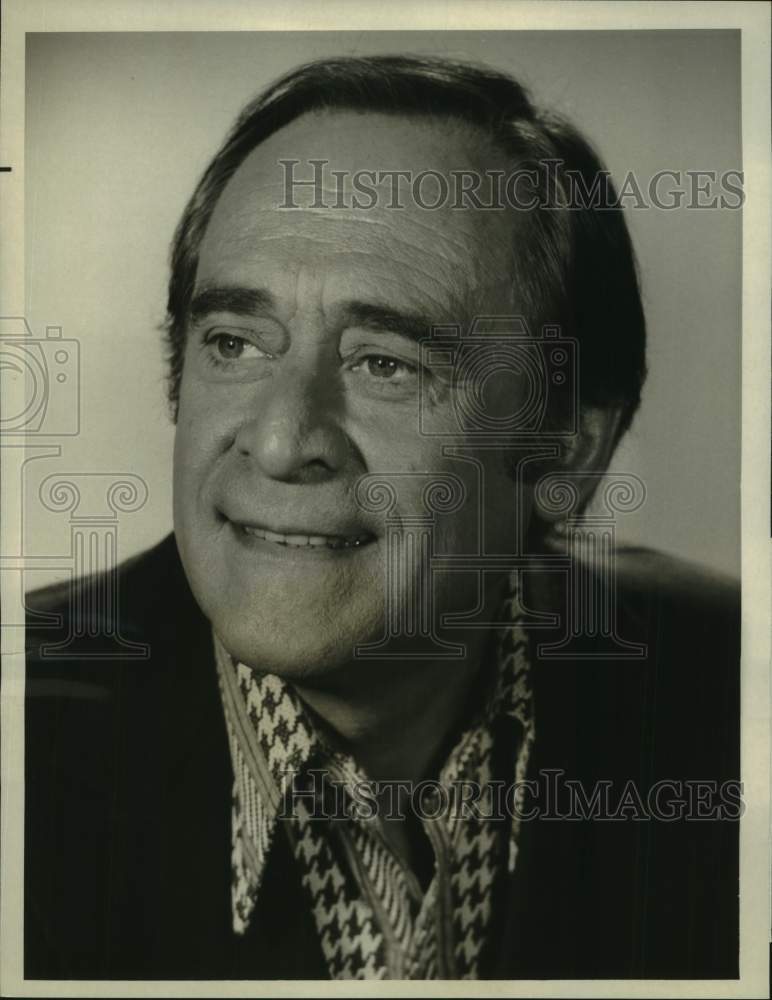 1973 Press Photo Louis Nye in comedy &quot;Needles and Pins&quot; on NBC-TV - nop60240-Historic Images