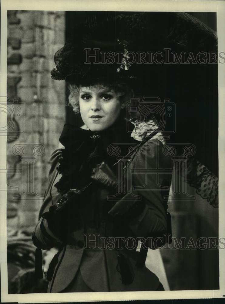 1977 Press Photo Bernadette Peters in &quot;They Said It With Music: Yankee Ragtime&quot; - Historic Images