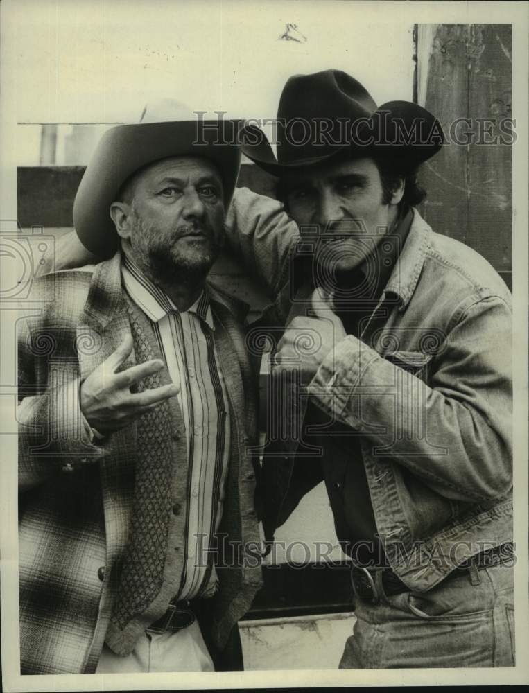 1977 Press Photo Donald Pleasence in &quot;Goldenrod&quot; - nop61891-Historic Images