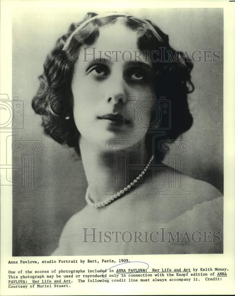1909 Press Photo Anna Pavlova, studio Portrait by Bert, Paris, 1909. - nop62019-Historic Images