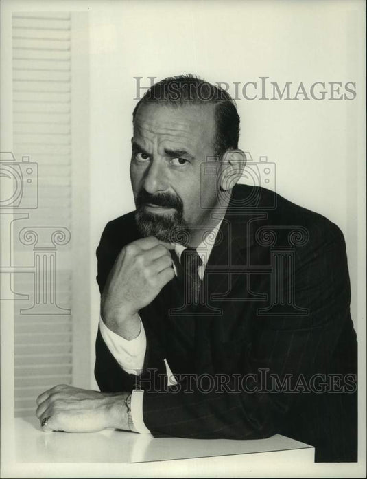 1966 Press Photo Actor Cliff Norton stars in "It's About Time" - nop62505-Historic Images