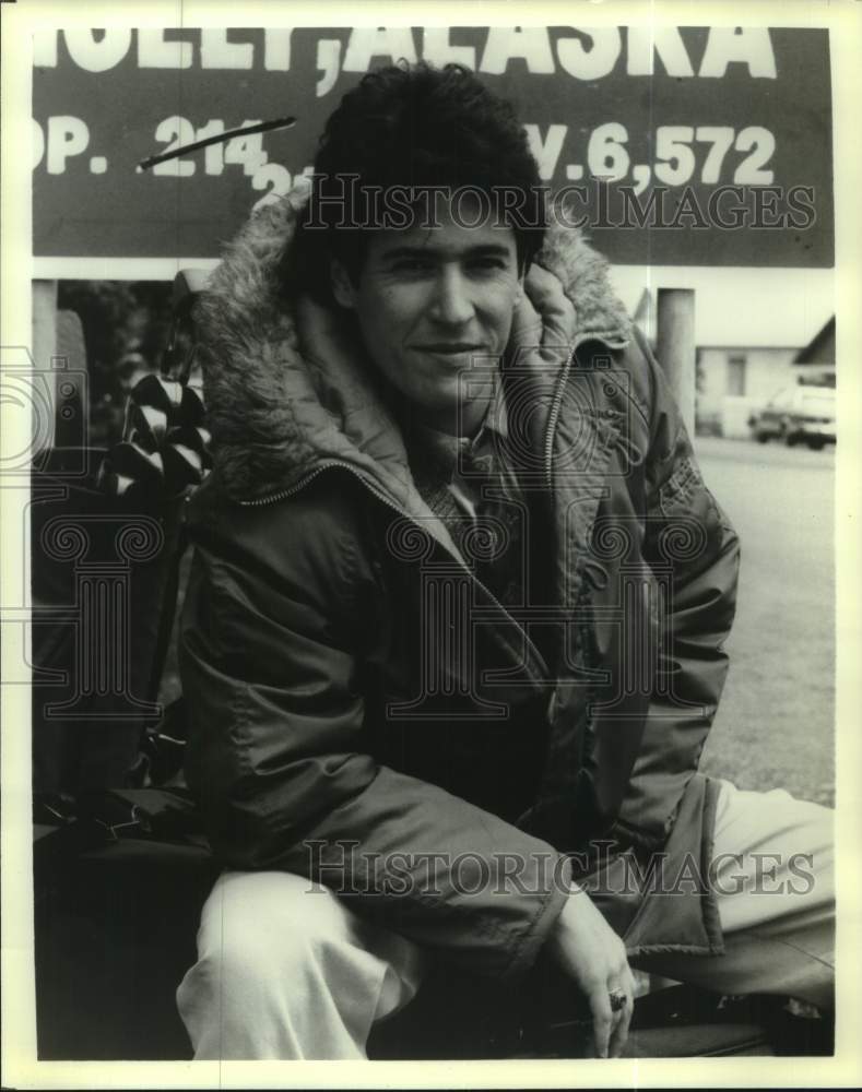 1990 Press Photo Rob Morrow stars on Northern Exposure, on CBS. - Historic Images
