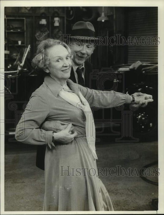 1976 Press Photo Actress Carmel Myers, co-star in "Chico and the Man" on NBC-TV - Historic Images