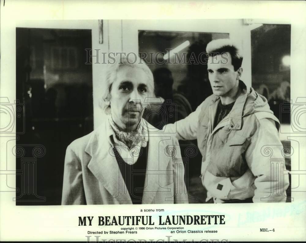 1986 Press Photo Daniel Day Lewis with his "My Beautiful Laundrette" co-actor - Historic Images