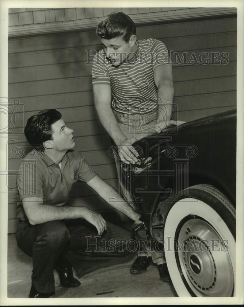 1960 Press Photo Actors from "The Adventures of Ozzie and Harriet" - nop64833-Historic Images