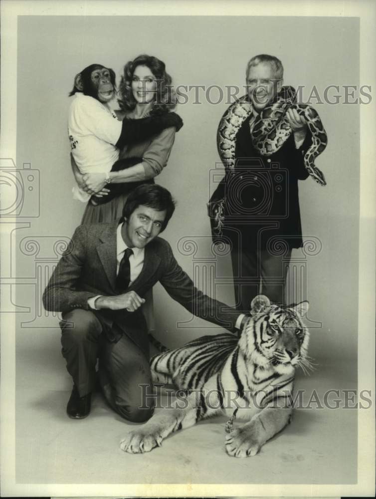 1980 Priscilla Presley and co-hosts of ABC&#39;s &quot;Those Amazing Animals&quot; - Historic Images