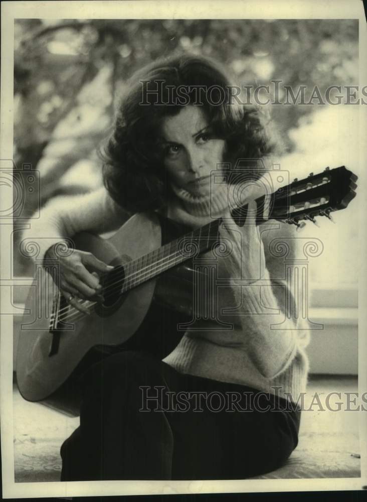 1978 Press Photo Actress Stefanie Powers in &quot;A Death in Canaan&quot; on CBS-TV-Historic Images