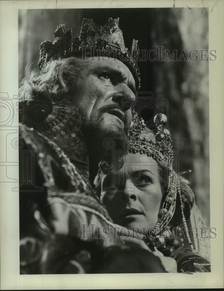 1975 Press Photo Actors Eric Porter, Janet Suzman in PBS-TV&#39;s &quot;Macbeth&quot;-Historic Images