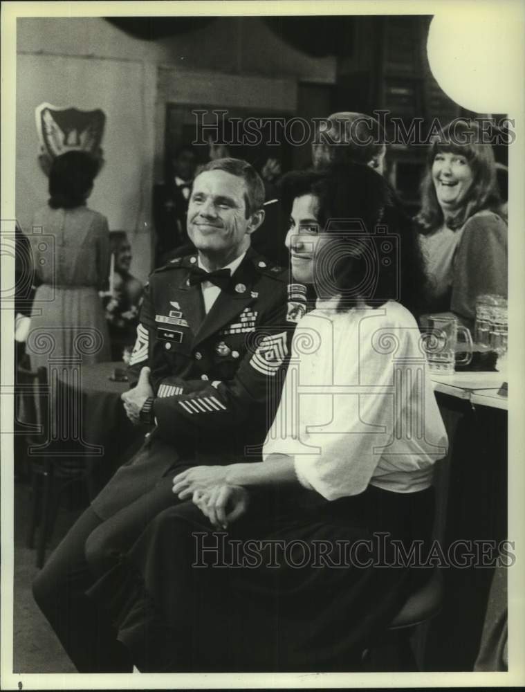 1983 Press Photo Actor Cliff Potts, co-stars in &quot;For Love and Honor&quot; on NBC-TV-Historic Images