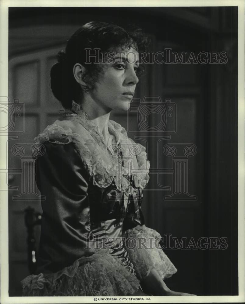 1977 Press Photo Actress Barbara Parkins - nop69849-Historic Images