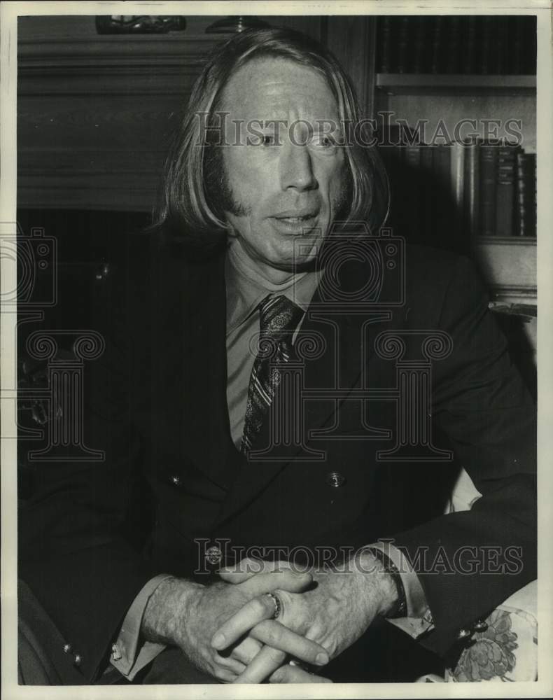 1971 Press Photo Michael O'Sullivan, actor. - nop70012 - Historic Images