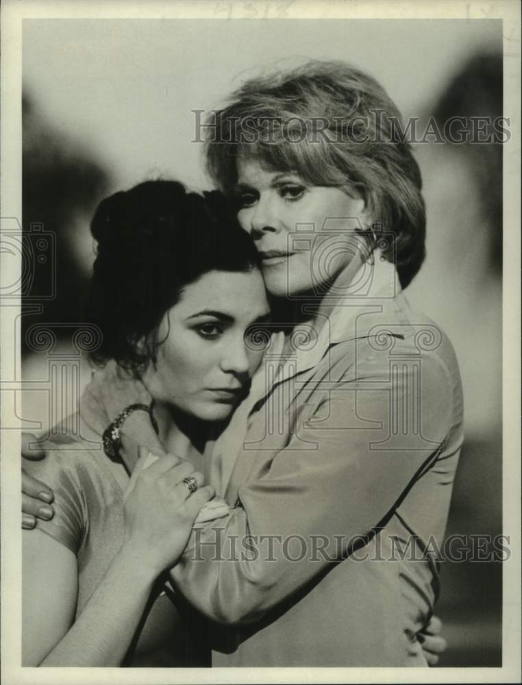 1980 Press Photo Janis Page and Holly Gagnier star in &quot;Fantasy Island,&quot; on ABC-Historic Images