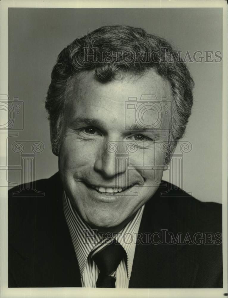 1980 Press Photo Wayne Rogers as Dr. Charley Michaels, in &quot;House Calls&quot;-Historic Images